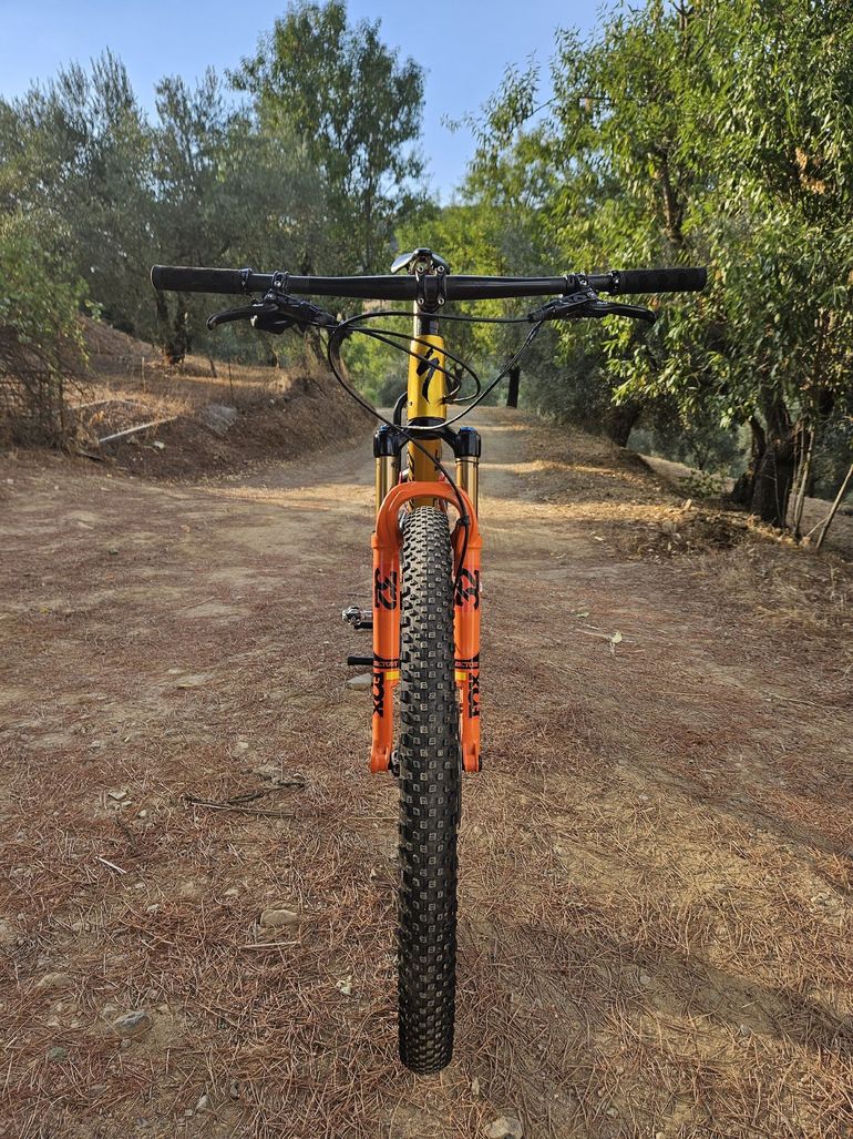 Used Specialized Epic SRAM GX Eagle 2019 Mountainbike, Red — image 2 of 14