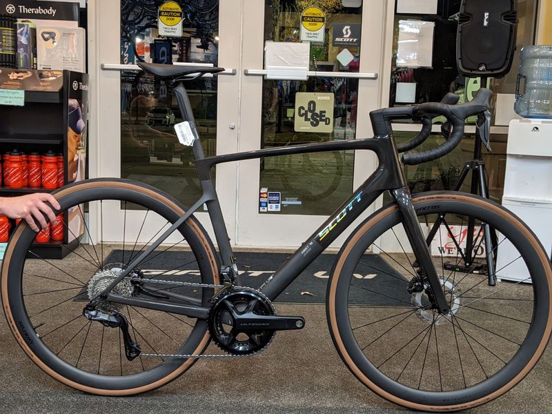 Used Scott ADDICT RC 20 2025 2025 Road & Gravel