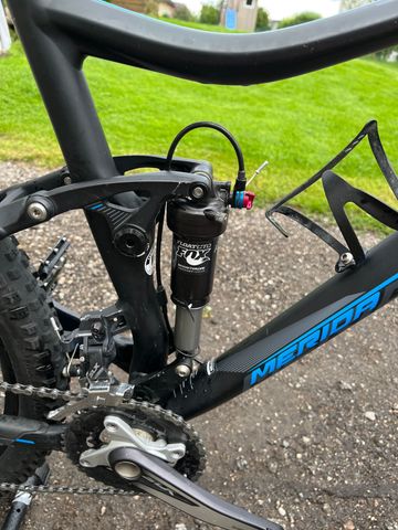 Merida One-Twenty 7. 800 2015 2015 Mountainbike usato, Nero — immagine 7 di 7