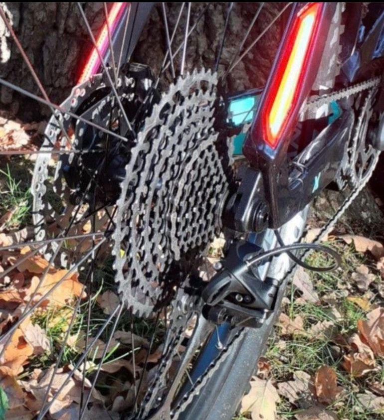 Used Bianchi E-omnia SRAM SX Eagle 2022 Mountainbike, Blue — image 3 of 14