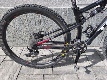 Tweedehands Trek Superfly FS 9.8 SL 2014 2014 Mountainbike — afbeelding 4 van 4