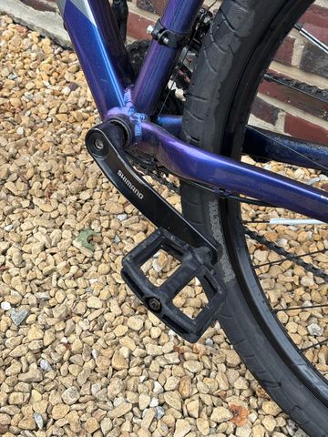 Used Trek Marlin Shimano CUES 2023 Mountainbike, Purple — image 8 of 11
