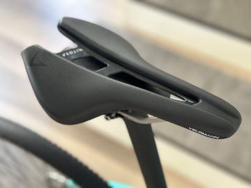 Brugt Bianchi Impulso COMP GRX 610 disc 2023 2023 Road & Gravel — billede 4 af 8
