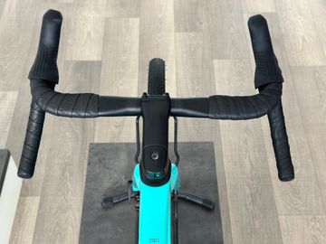 Brugt Bianchi Impulso COMP GRX 610 disc 2023 2023 Road & Gravel — billede 5 af 8