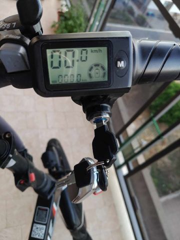 Faraday Laotie Ebike 2024 Mountainbike usato, Nero — immagine 3 di 4