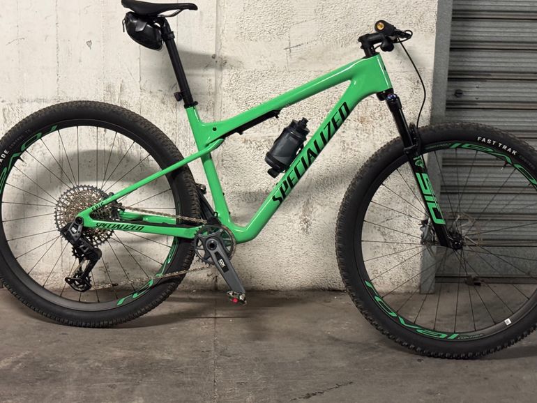 Used Specialized Epic SRAM GX Eagle AXS (T-Type) 2025 Mountainbike, Green — image 2 of 7