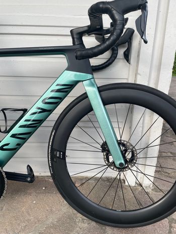 Brugt Canyon Aeroad CFR Disc LTD 2023 2023 Road & Gravel — billede 6 af 7