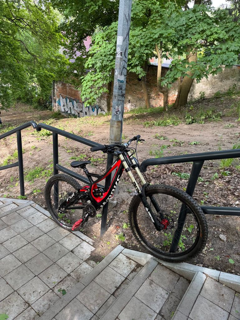 Gebrauchtes Specialized S-Works Demo 8 2014 2014 Mountainbike, Rot, 26 — Bild 2 von 9
