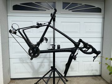 Used Specialized Roubaix SL4 Pro Race 2014 Frameset 2014 Road & Gravel, Black — image 1 of 4