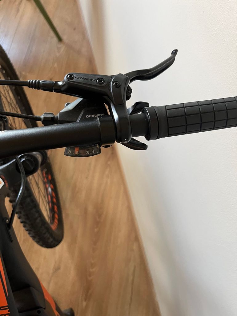 Used Raymon HardRay E-Nine 3.0 2021 Mountainbike, Black — image 9 of 12
