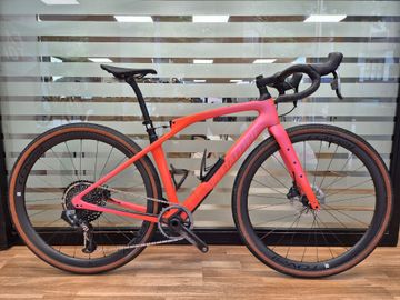 Used Specialized Diverge STR Pro 2024 2024 Road & Gravel, Red — image 1 of 12