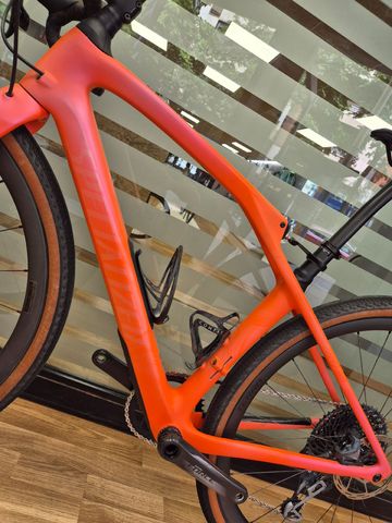 Used Specialized Diverge STR Pro 2024 2024 Road & Gravel, Red — image 10 of 12