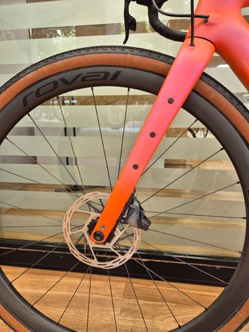 Used Specialized Diverge STR Pro 2024 2024 Road & Gravel, Red — image 9 of 12