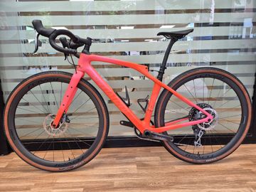 Used Specialized Diverge STR Pro 2024 2024 Road & Gravel, Red — image 7 of 12
