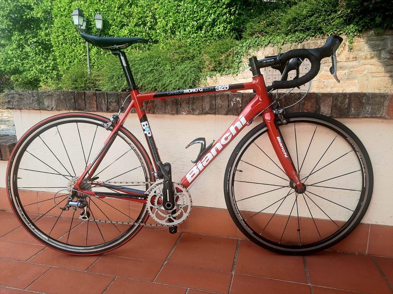 Used Bianchi 928 Carbon Mono-Q Tech 2009 Road & Gravel