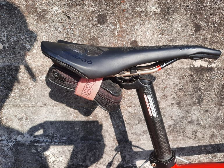 Used Bianchi 928 Carbon Mono-Q Tech 2009 Road & Gravel, Red — image 4 of 9
