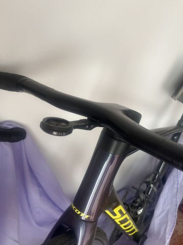 Used Scott Addict RC 2020 Road & Gravel, Black — image 12 of 13
