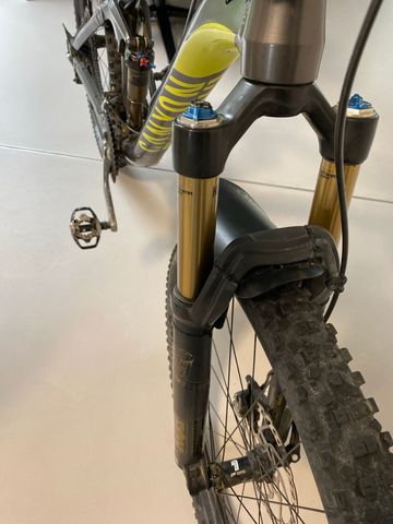 Canyon Nerve 2015 Mountainbike de segunda mano, Gris claro — imagen 1 de 9