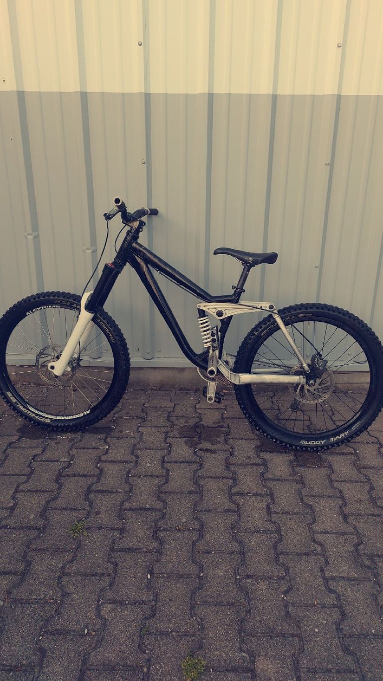 Bicycles Kona Stinky Frame 2017 Kona Stinky 24 Specs, Reviews