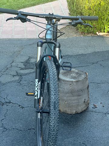 Used Fuji Nevada 29 1.7 2020 2020 Mountainbike, Light Gray, 29 — image 11 of 13