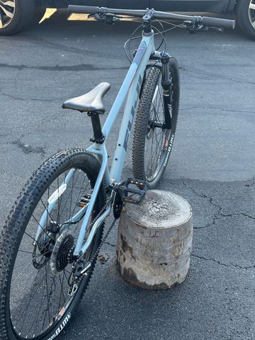 Used Fuji Nevada 29 1.7 2020 2020 Mountainbike, Light Gray, 29 — image 6 of 13
