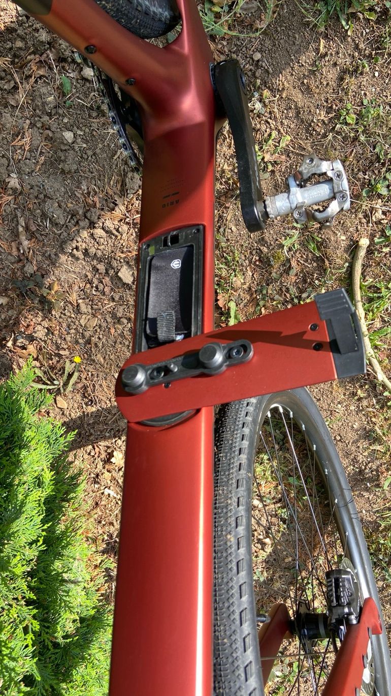 Used Mondraker Mondraker Arid Carbon 2025 Road & Gravel, Red — image 5 of 9