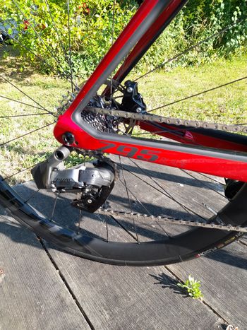 Used Look 795 Blade Rival eTap AXS 2024 2024 Road & Gravel, Red — image 4 of 4
