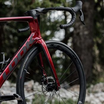 Used Look 795 Blade Rival eTap AXS 2024 2024 Road & Gravel, Red — image 3 of 4