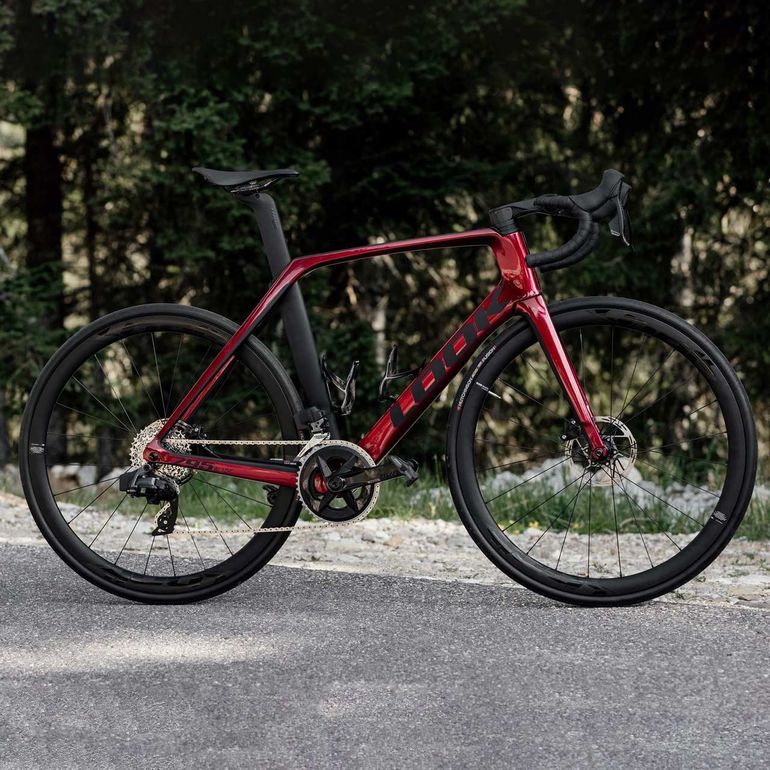 Used Look 795 Blade Rival eTap AXS 2024 2024 Road & Gravel, Red — image 2 of 4