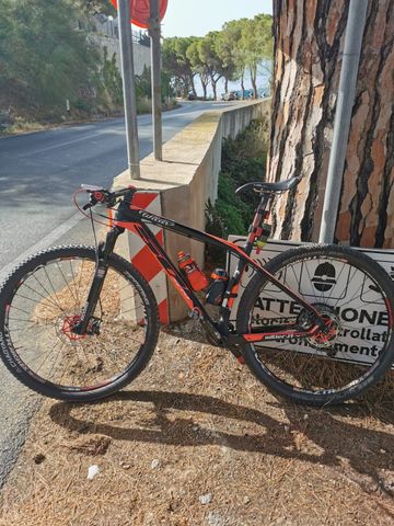 Used Wilier 2019 Mountainbike, Red — image 1 of 4