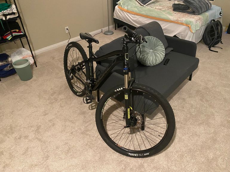 Used Norco Charger 7.3 2014 2014 Mountainbike, Black, 27.5 — image 10 of 12
