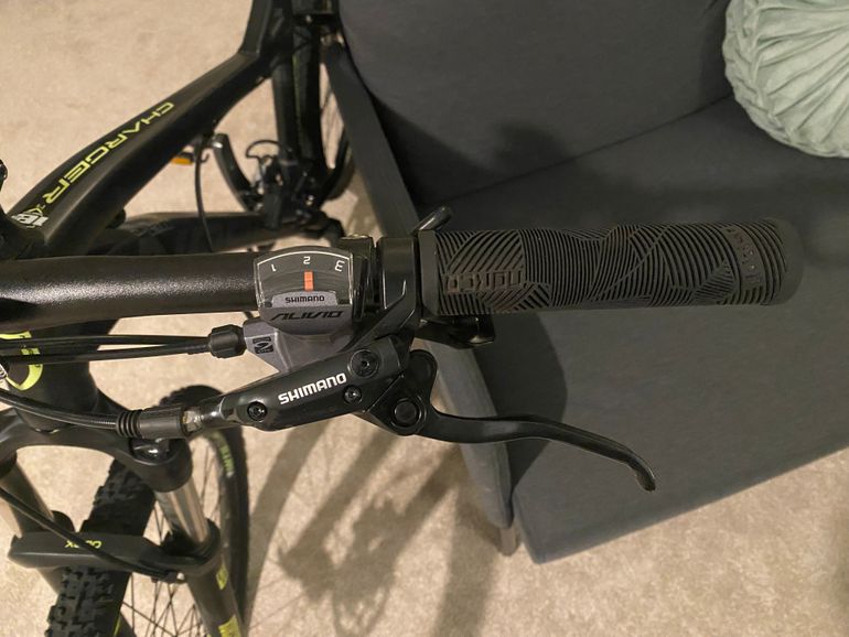 Used Norco Charger 7.3 2014 2014 Mountainbike, Black, 27.5 — image 7 of 12