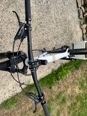 Gebrauchtes Mondraker CHRONO CARBON 2022 2022 Mountainbike, Weiß, 29 — Bild 7 von 8