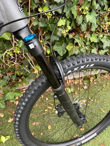 Gebrauchtes Rocky Mountain Instinct A50 Shimano 2024 2024 Mountainbike, Hellgrau, 27.5, 29 — Bild 10 von 22