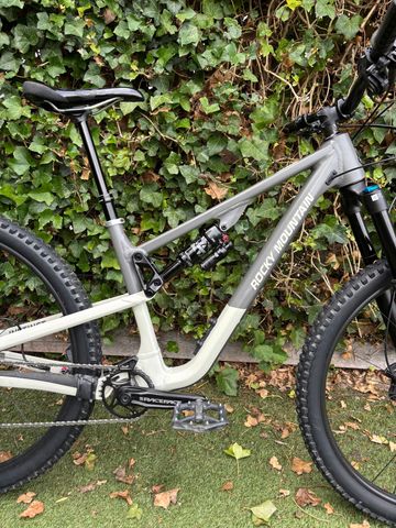 Gebrauchtes Rocky Mountain Instinct A50 Shimano 2024 2024 Mountainbike, Hellgrau, 27.5, 29 — Bild 5 von 22