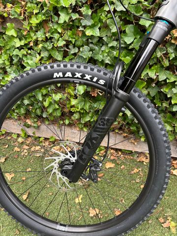 Gebrauchtes Rocky Mountain Instinct A50 Shimano 2024 2024 Mountainbike, Hellgrau, 27.5, 29 — Bild 17 von 22