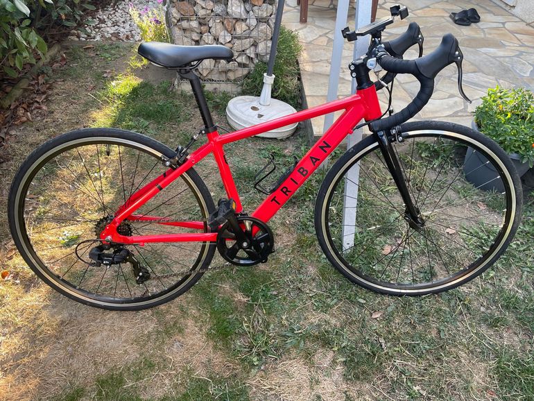 Used TRIBAN RC100 Road Bike 2020 2020 Road & Gravel, Red — image 1 of 3