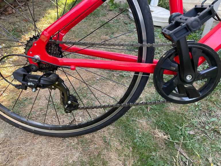 Used TRIBAN RC100 Road Bike 2020 2020 Road & Gravel, Red — image 3 of 3