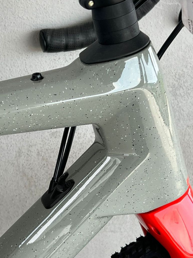 Gebrauchtes BMC URS 01 FOUR 2023 2023 Road & Gravel, Hellgrau — Bild 3 von 4