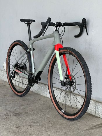 Gebrauchtes BMC URS 01 FOUR 2023 2023 Road & Gravel, Hellgrau — Bild 2 von 4