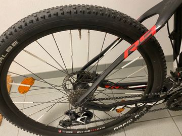 Used Kross Level 9 2019 Mountainbike, Black — image 4 of 10