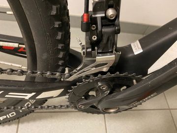 Used Kross Level 9 2019 Mountainbike, Black — image 8 of 10