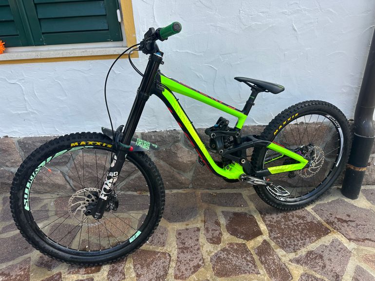 Scott Gambler Vendo Bici Downhill Scott Gambler 720 2016