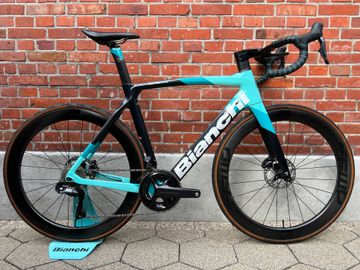 Gebrauchtes Bianchi Oltre XR4 CV Disc Shimano Ultegra Di2 2x12/Size 57/FFWD/Vision RC 2023 Road & Gravel