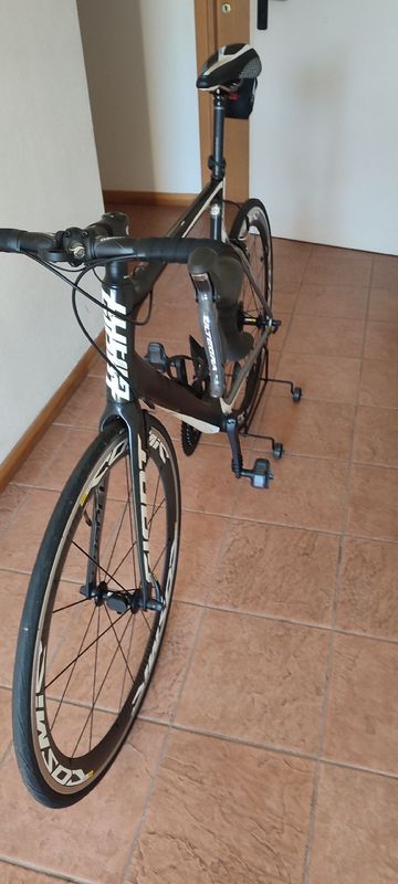Käytetty Giant Propel Advanced Pro 0 2016 2016 Road & Gravel — kuva 2 / 12