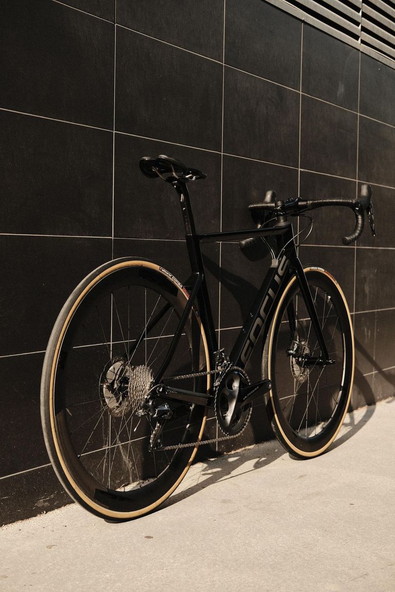 FOCUS IZALCO MAX DISC 8.8 2020年 R8020 2020 Focus IZALCO MAX