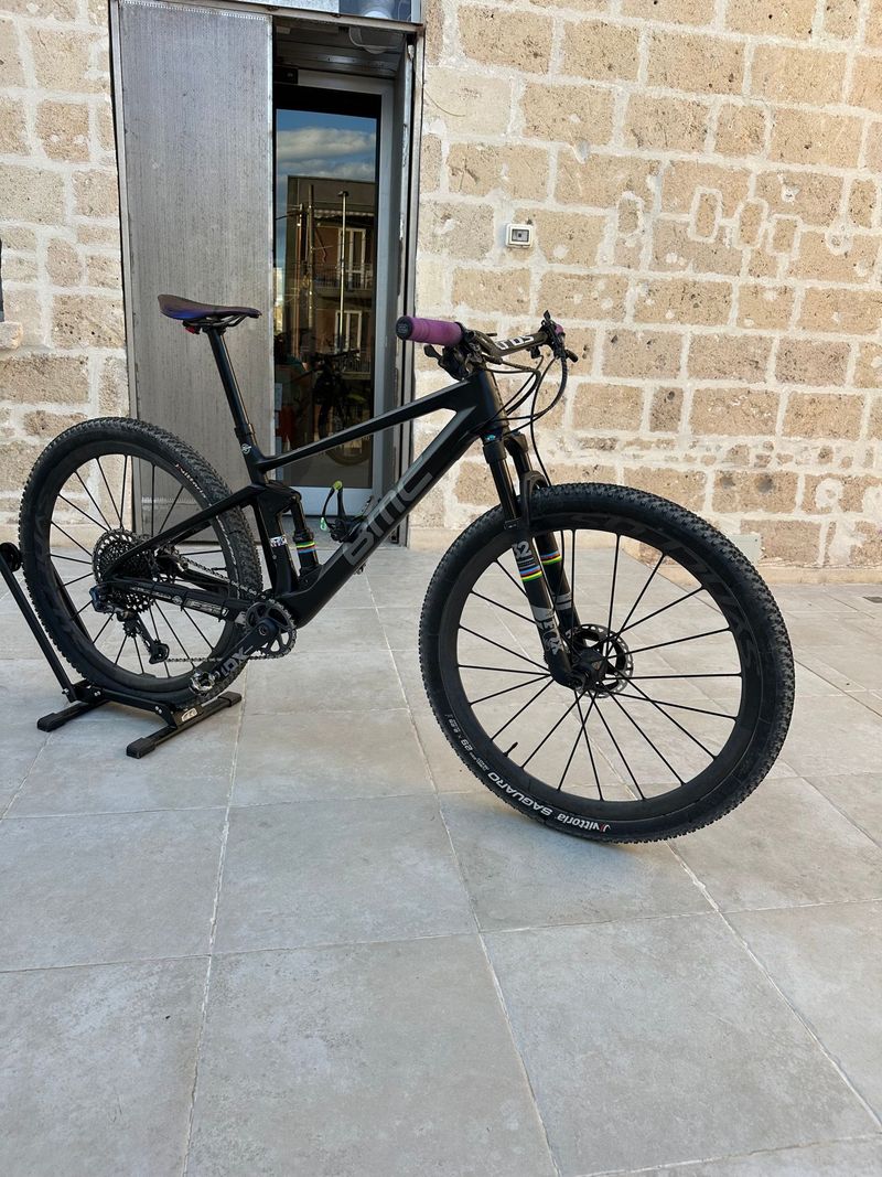 Used BMC Fourstroke SRAM X01 Eagle 2022 Mountainbike, Black — image 1 of 12