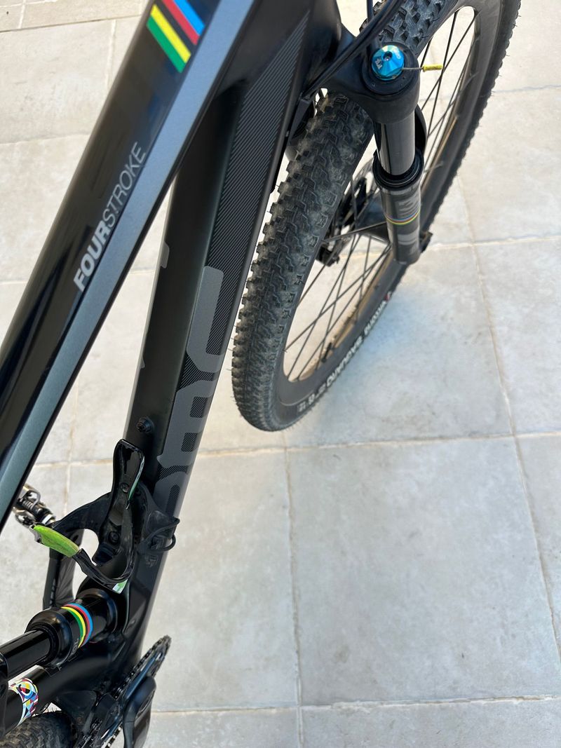 Used BMC Fourstroke SRAM X01 Eagle 2022 Mountainbike, Black — image 11 of 12