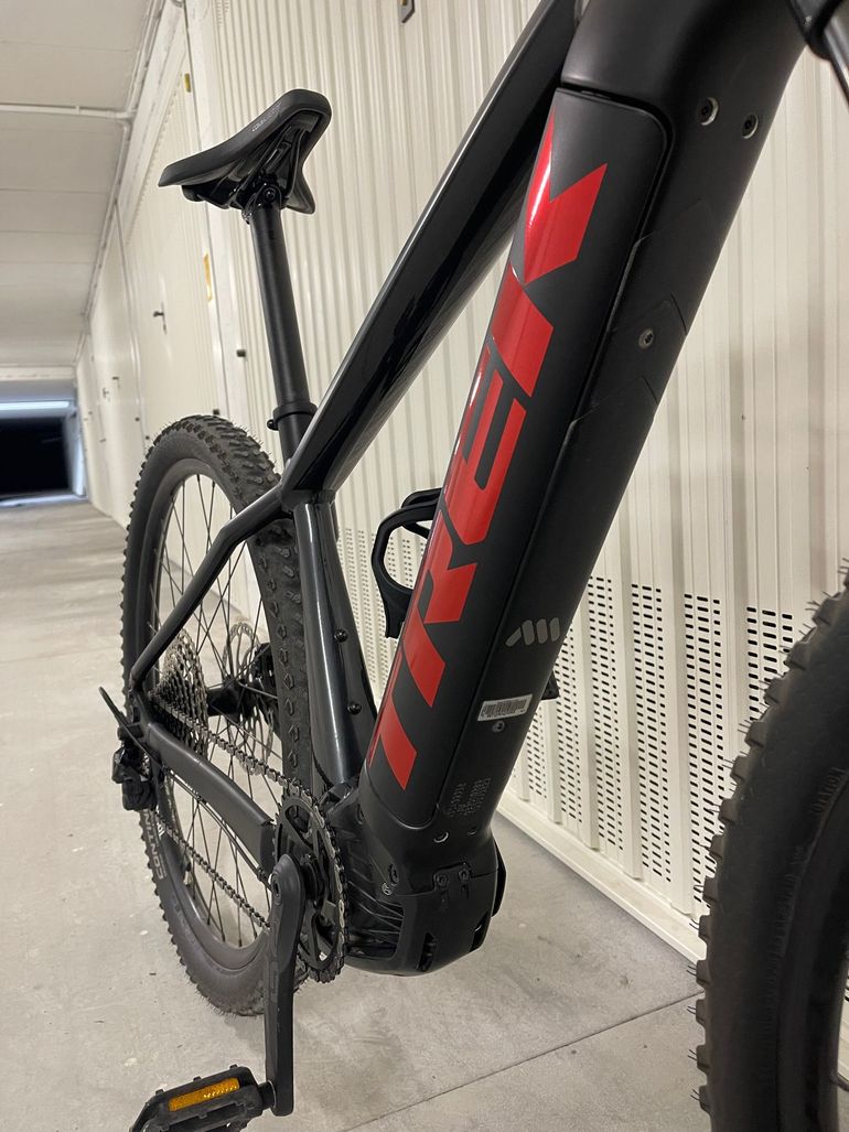 Used Trek Powerfly 5 2022 2022 Mountainbike — image 5 of 9