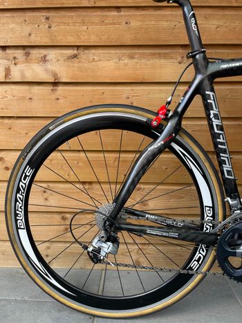 Used Pinarello Pinarello FP Quatro 30HM12K Voll Carbon, Shimano Ultegra, Onda FPK1 2018 Road & Gravel, Black — image 2 of 20